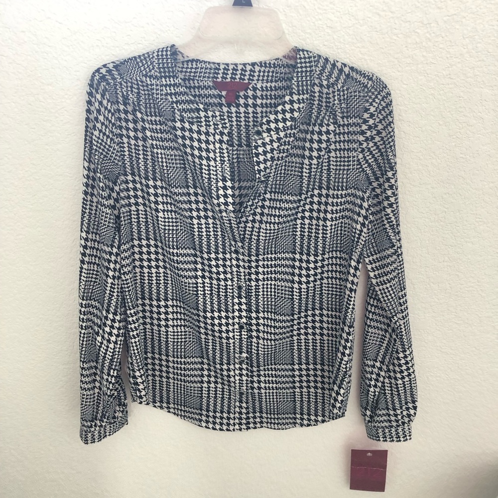NWT houndstooth Long sleeve top